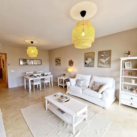 Апартаменты Royal Golf View: 2Br, Pools & Ac Ситио-де-Калаонда Экстерьер фото