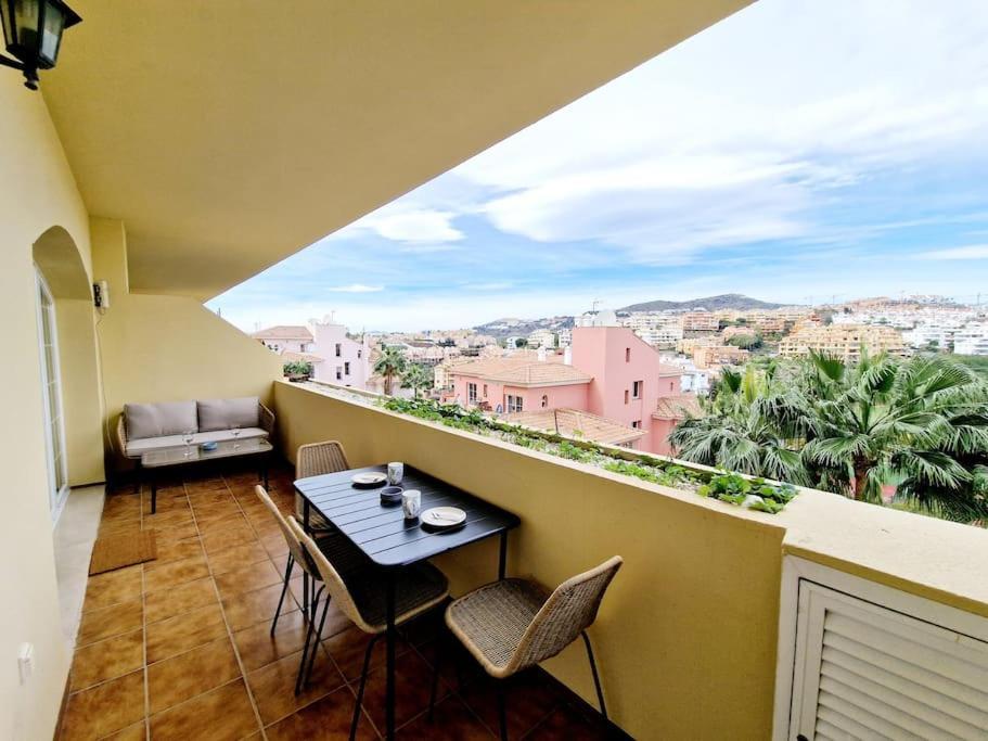 Апартаменты Royal Golf View: 2Br, Pools & Ac Ситио-де-Калаонда Экстерьер фото