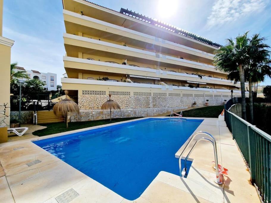 Апартаменты Royal Golf View: 2Br, Pools & Ac Ситио-де-Калаонда Экстерьер фото